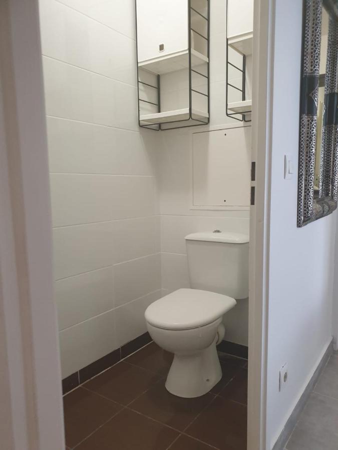 8 Rue Brise Echalas Saint-Denis  Exterior foto