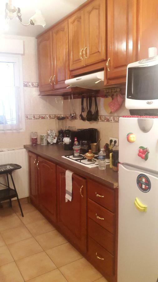 8 Rue Brise Echalas Saint-Denis  Exterior foto